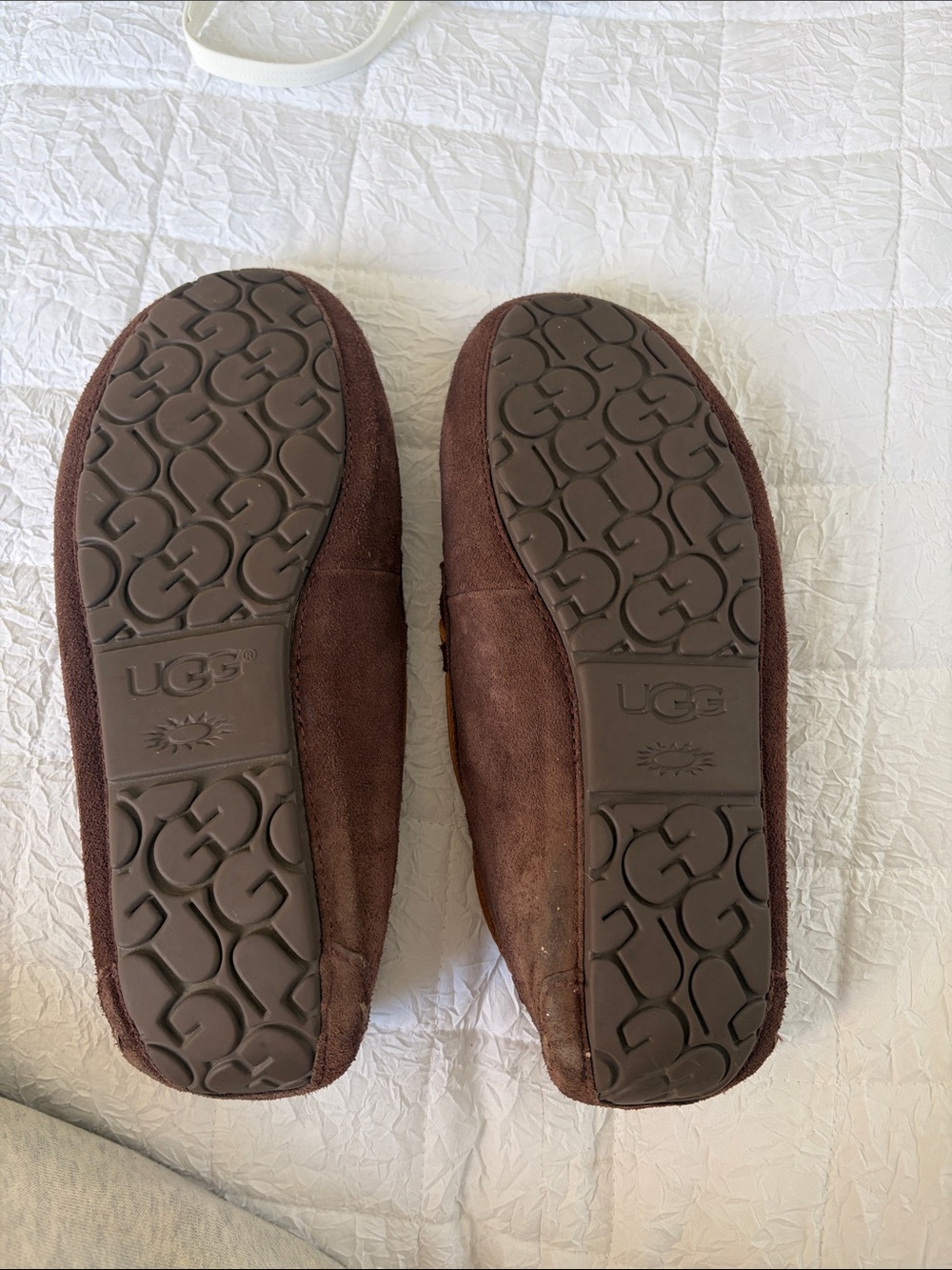 UGG mens Moccasins dark brown